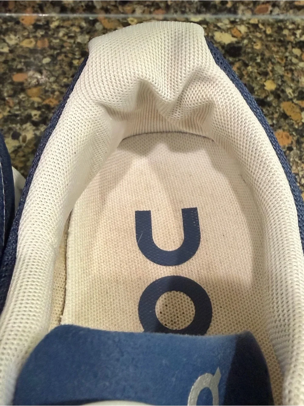 On Running ladies 10.5  Navy Blue Cloud-Style Sneakers